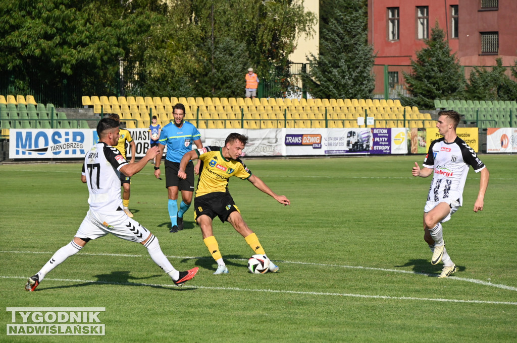 Siarka Tarnobrzeg - Sandecja Nowy Sącz