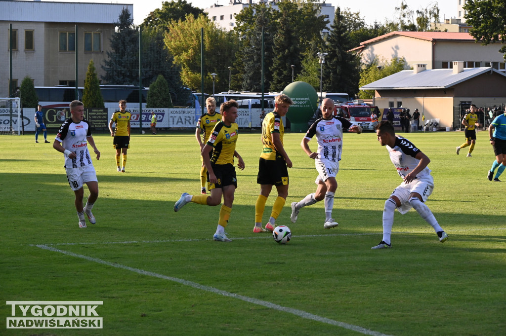 Siarka Tarnobrzeg - Sandecja Nowy Sącz