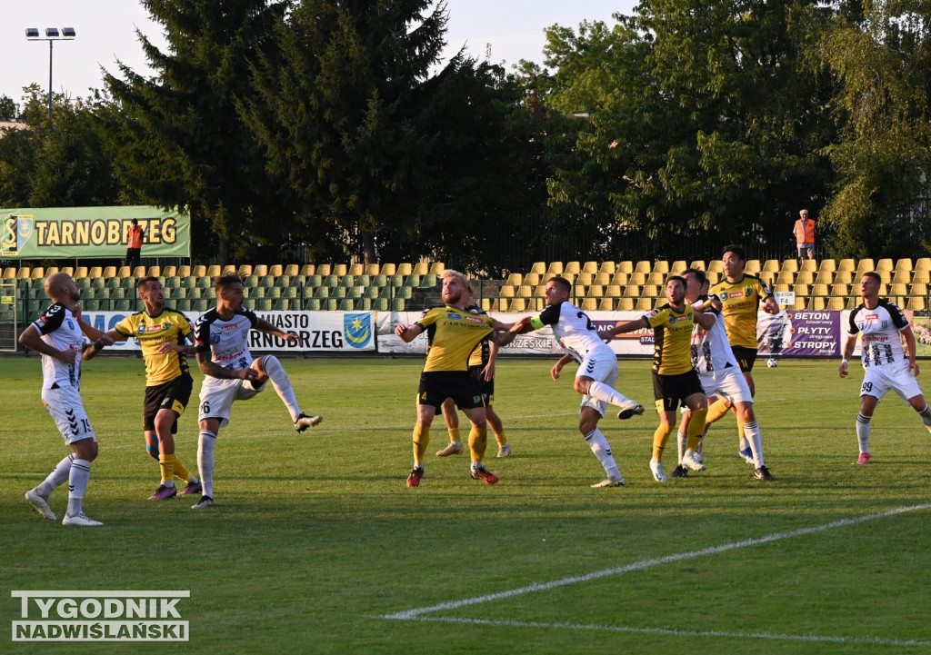 Siarka Tarnobrzeg - Sandecja Nowy Sącz