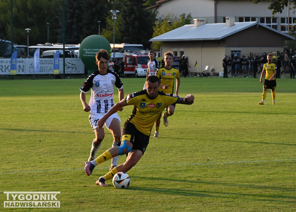 Siarka Tarnobrzeg - Sandecja Nowy Sącz