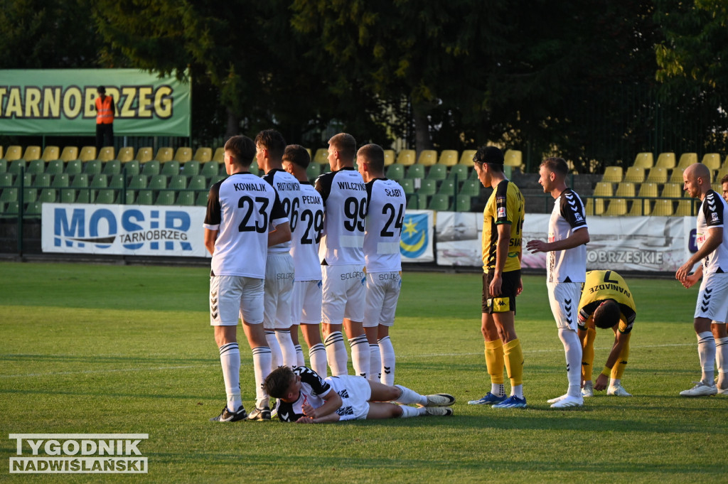 Siarka Tarnobrzeg - Sandecja Nowy Sącz