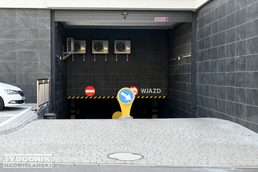 Parking pod Dzikowiakiem jest gotowy, ale zamknięty