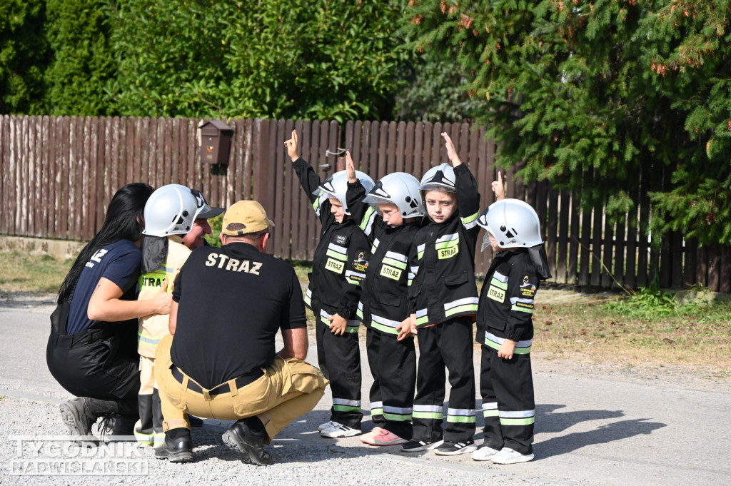 Rywalizacja małych strażaków w Suchorzowie