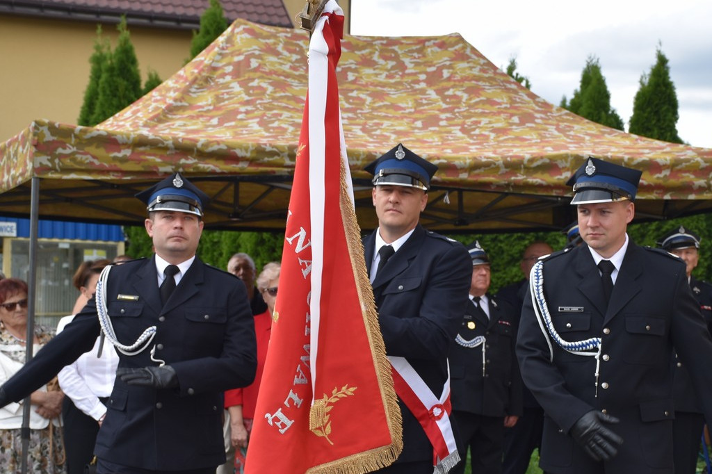 Nowy sztandar dla OSP Gnieszowice