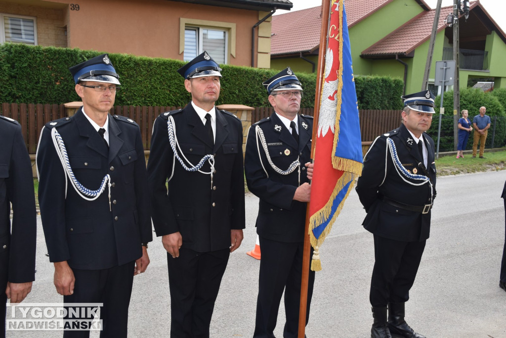 Nowy sztandar dla OSP Gnieszowice