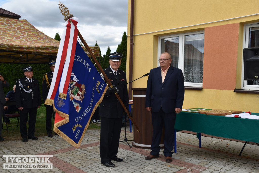 Nowy sztandar dla OSP Gnieszowice