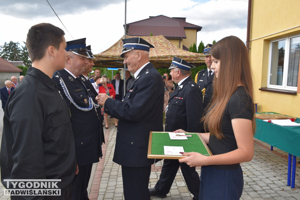 Nowy sztandar dla OSP Gnieszowice