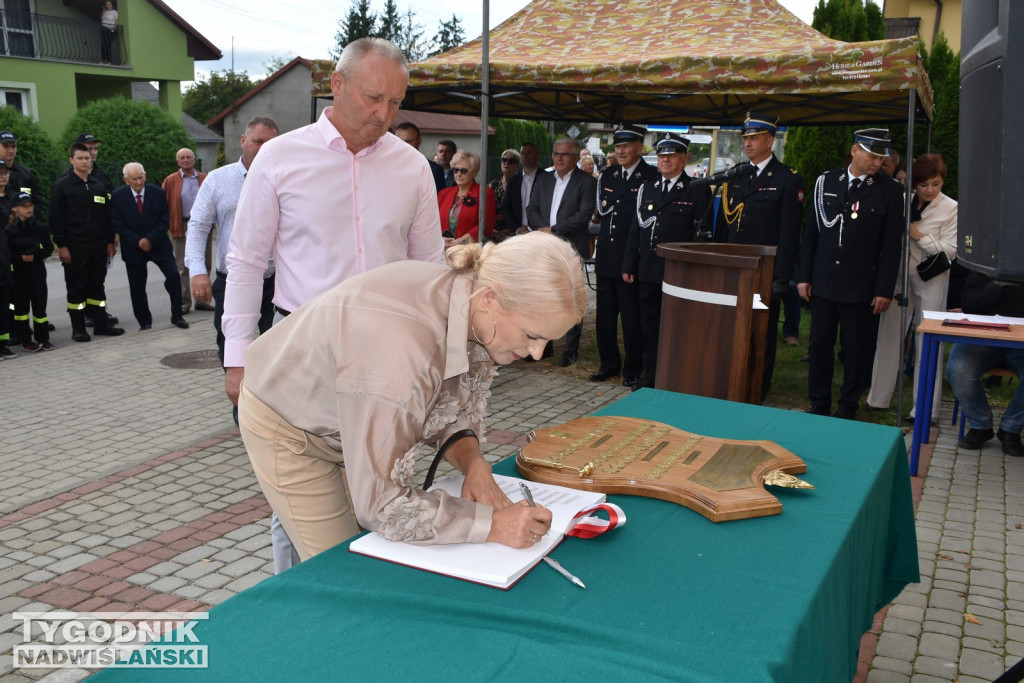 Nowy sztandar dla OSP Gnieszowice