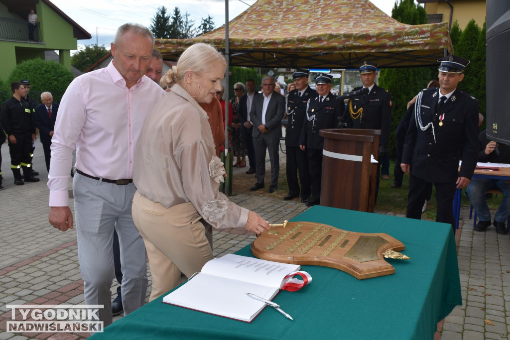 Nowy sztandar dla OSP Gnieszowice