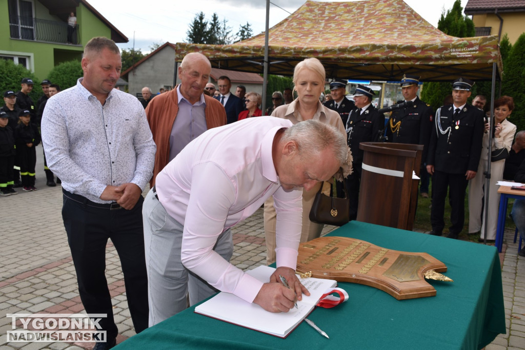 Nowy sztandar dla OSP Gnieszowice