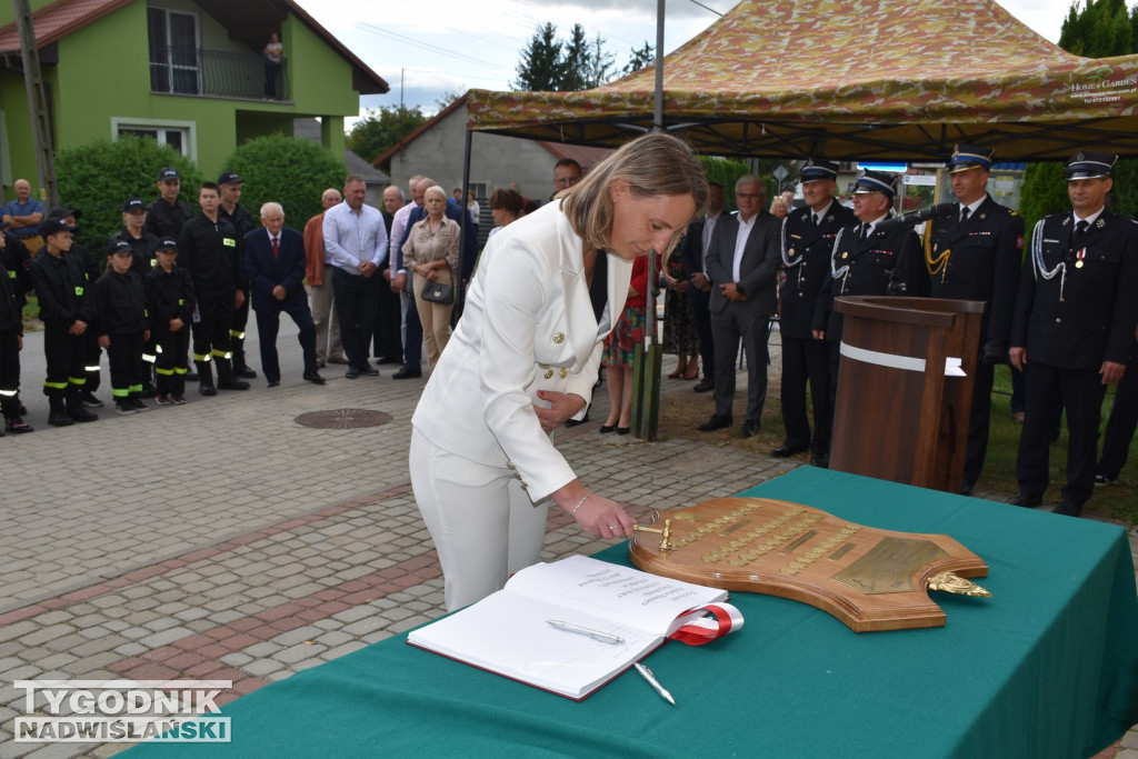 Nowy sztandar dla OSP Gnieszowice