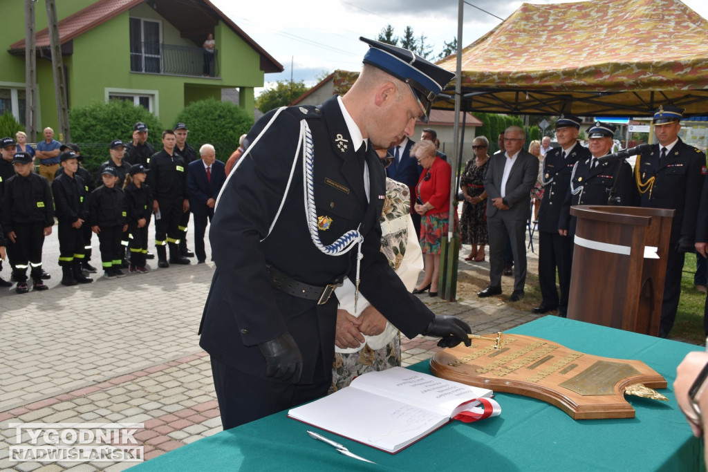 Nowy sztandar dla OSP Gnieszowice