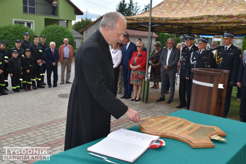 Nowy sztandar dla OSP Gnieszowice