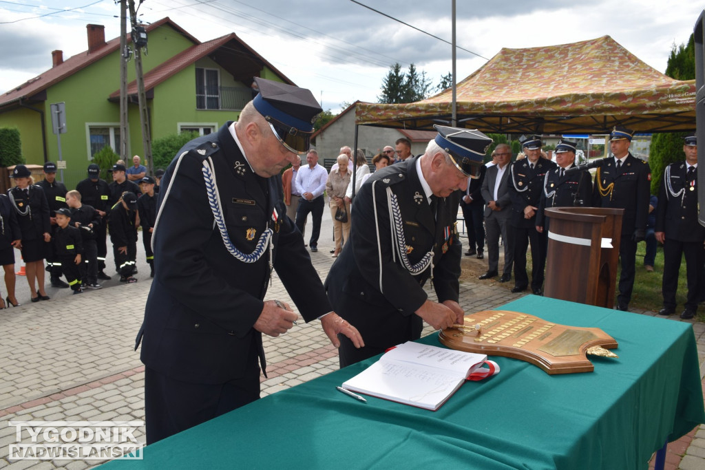 Nowy sztandar dla OSP Gnieszowice