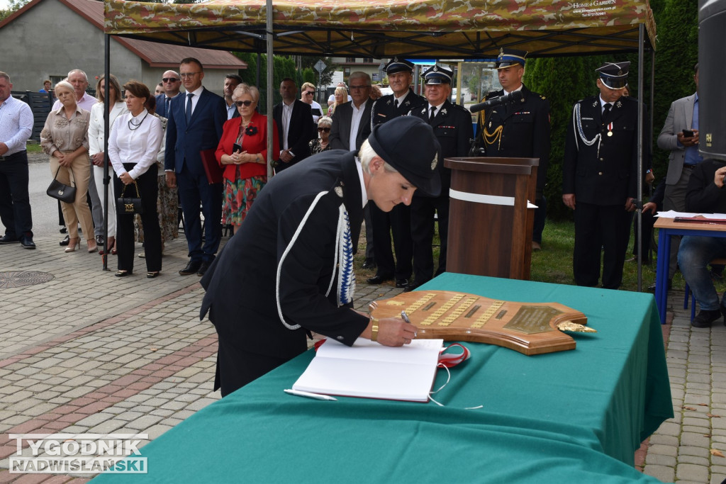 Nowy sztandar dla OSP Gnieszowice