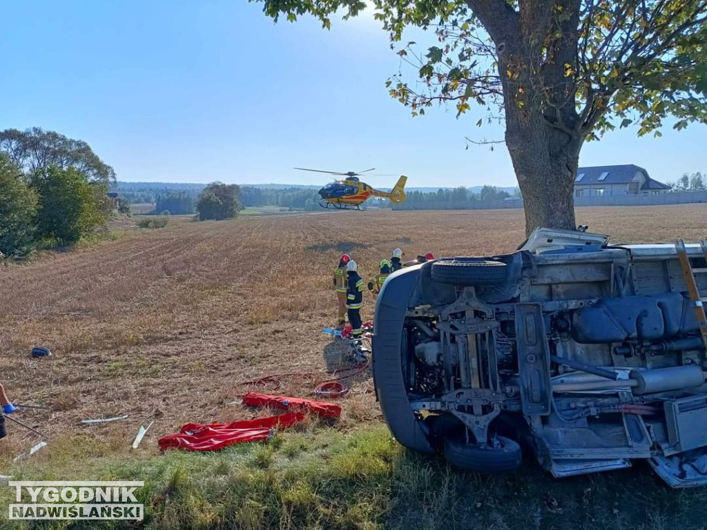 Wypadek busa z piłkarzami Alitu Ożarów