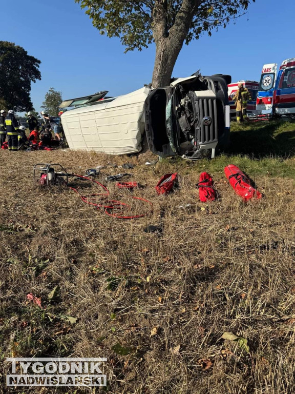 Wypadek busa z piłkarzami Alitu Ożarów