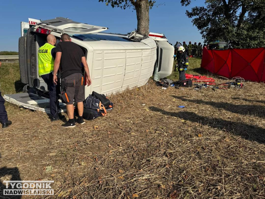 Wypadek busa z piłkarzami Alitu Ożarów