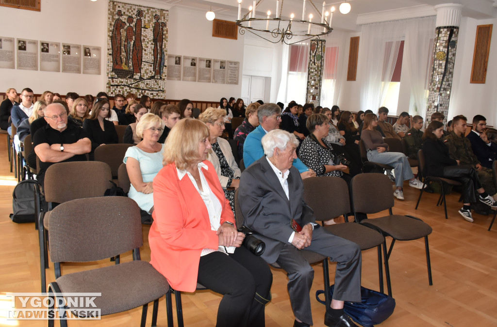 Wręczenie stypendiów uczniom ZSGiH w Sandomierzu