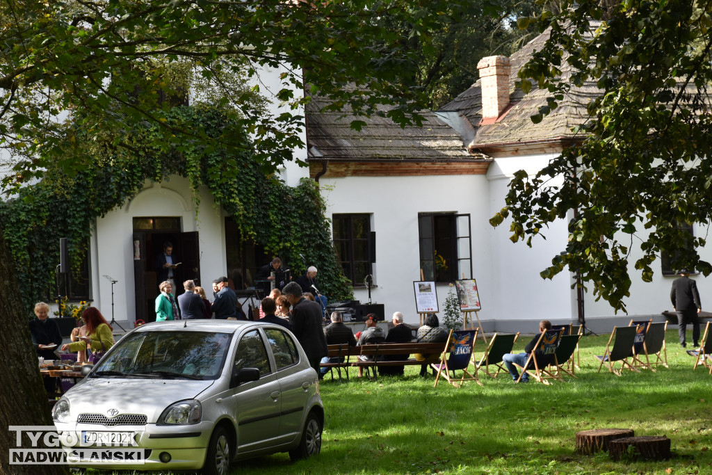 Spotkanie ze sztuką i historią w Skotnikach