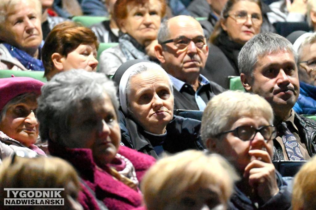 Premierowy pokaz filmu o ks. Michale Józefczyku