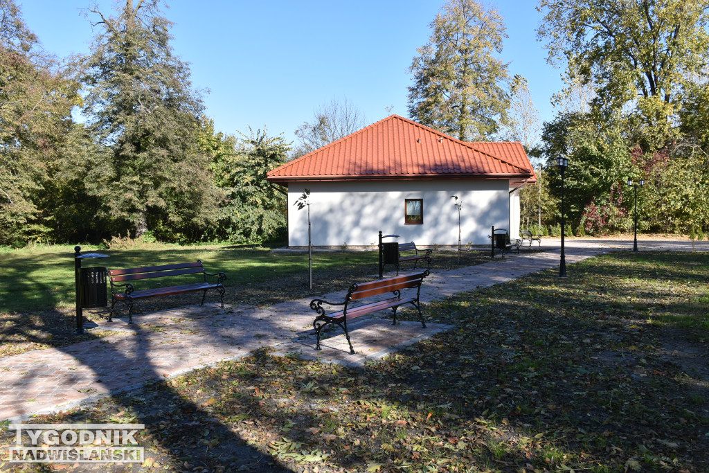 Park w Błoniu po rewitalizacji