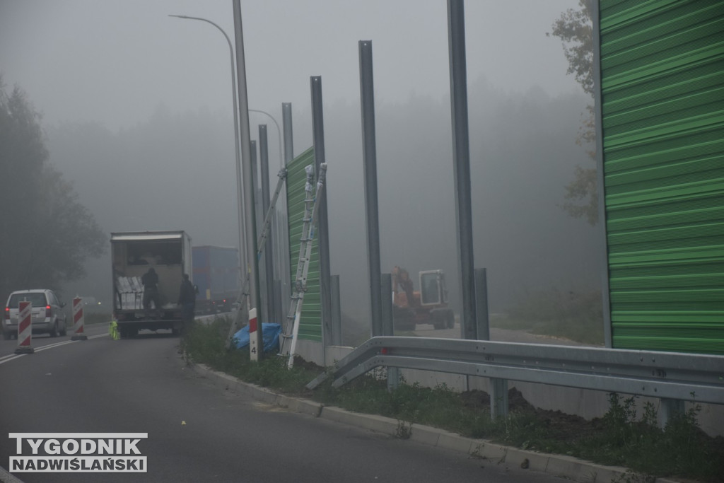 Montaż ekranów na obwodnicy Tarnobrzega