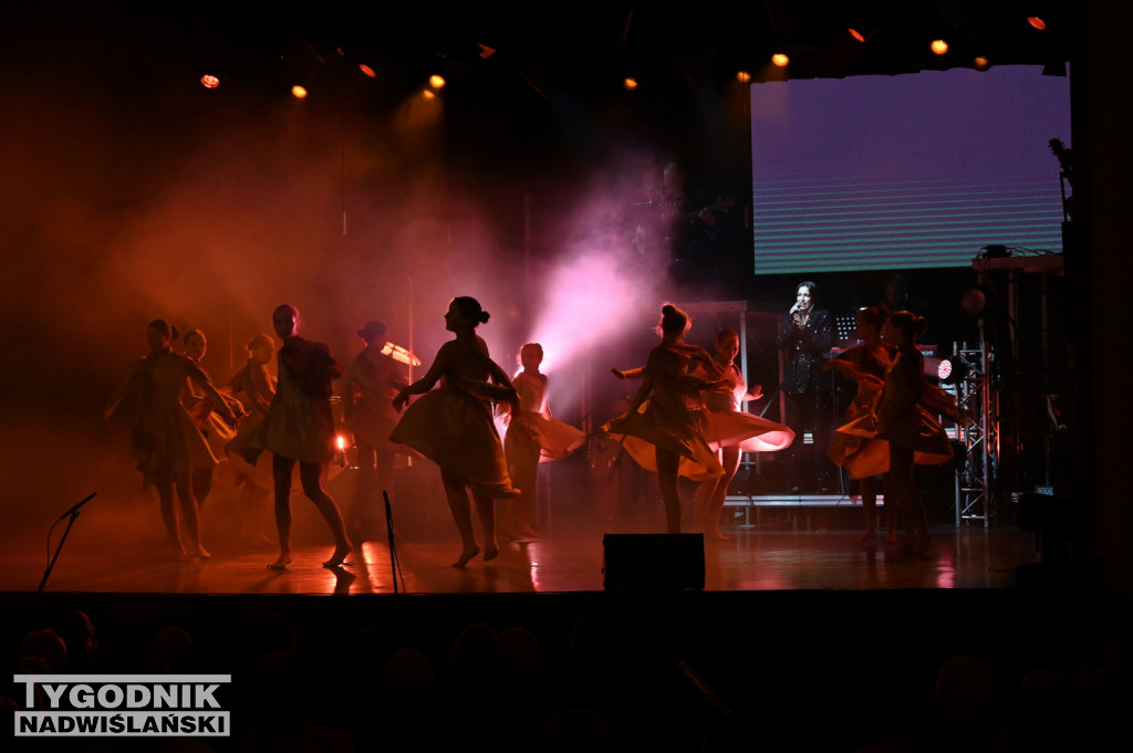 Koncert i gala jubileuszowa MDK Stalowa Wola