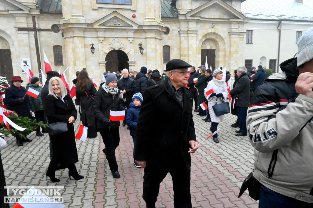 Radosne Święto Niepodległości w Tarnobrzegu [ZDJĘCIA]