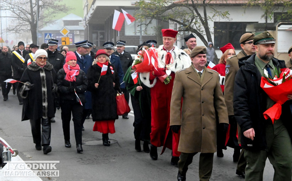 Radosne Święto Niepodległości w Tarnobrzegu [ZDJĘCIA]