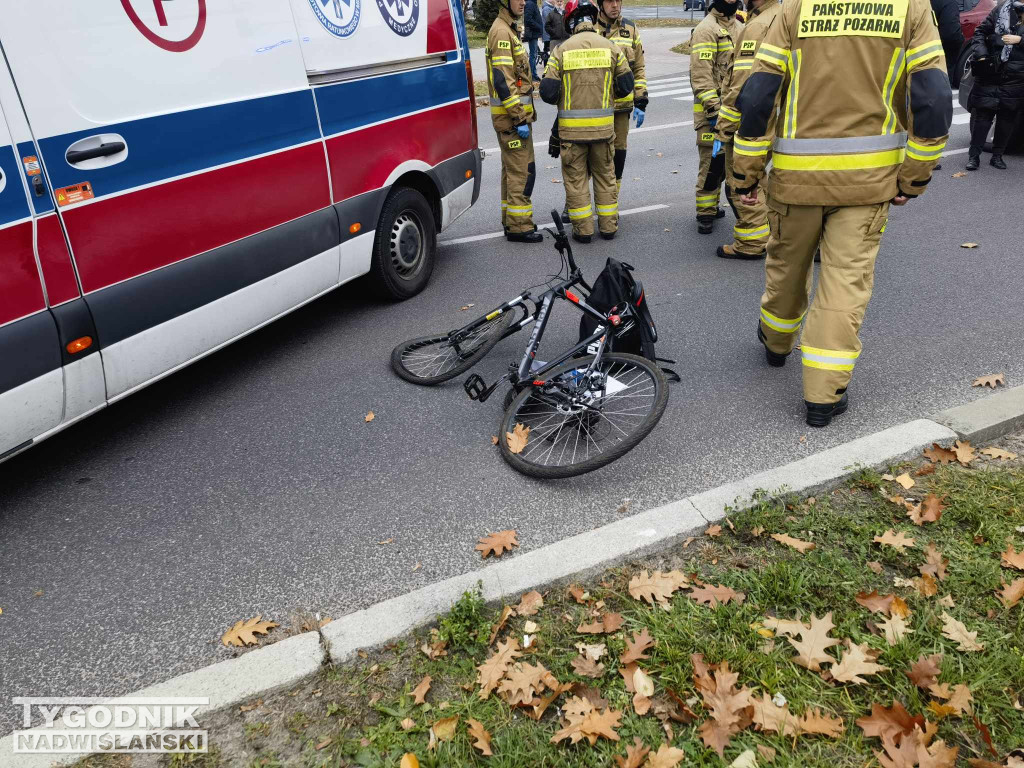 Potrącenie rowerzysty w Stalowej Woli - 18.11.2024