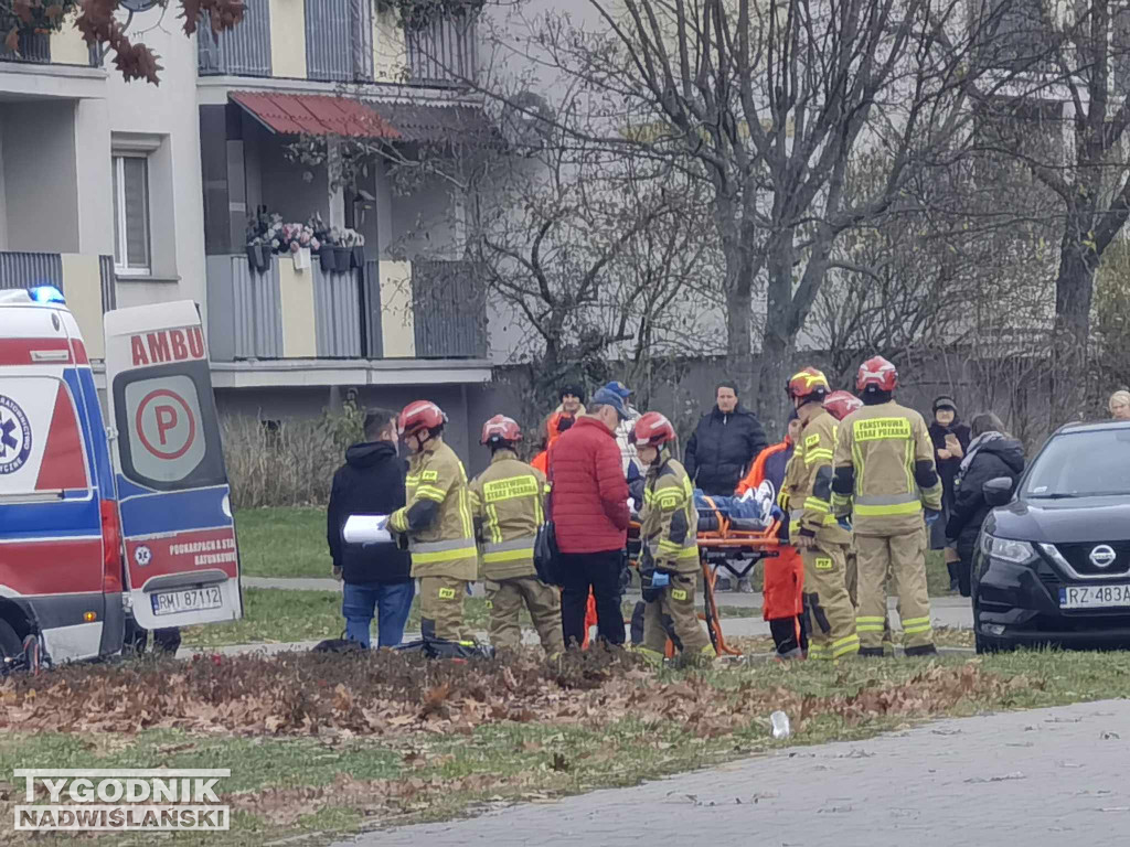 Potrącenie rowerzysty w Stalowej Woli - 18.11.2024