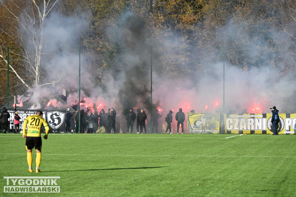 Siarka - Czarni Połaniec. Zdjęcia kibiców