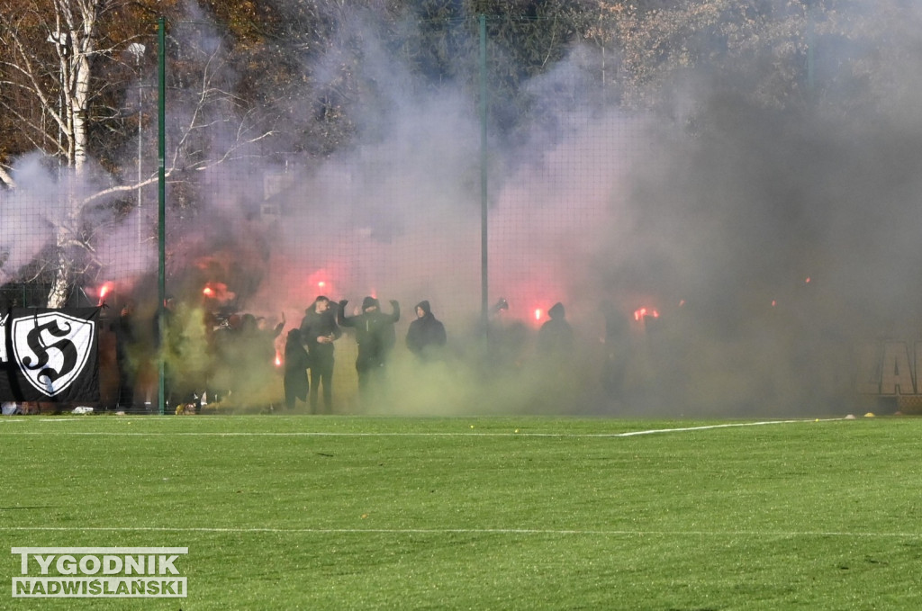 Siarka - Czarni Połaniec. Zdjęcia kibiców