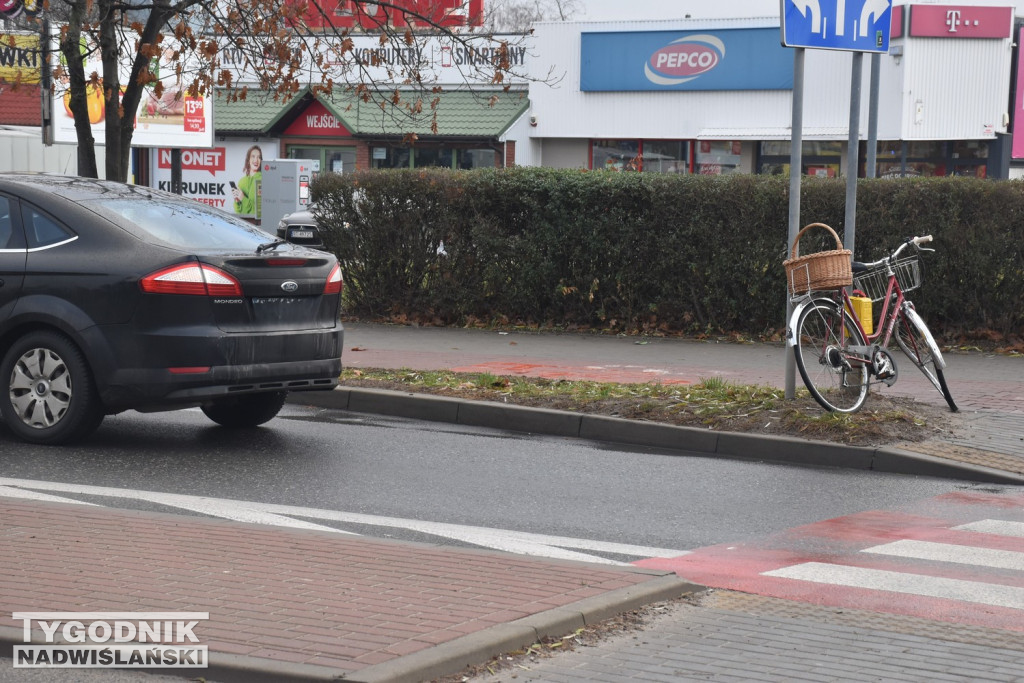 Potrącenie przy Lidlu w Tarnobrzegu.