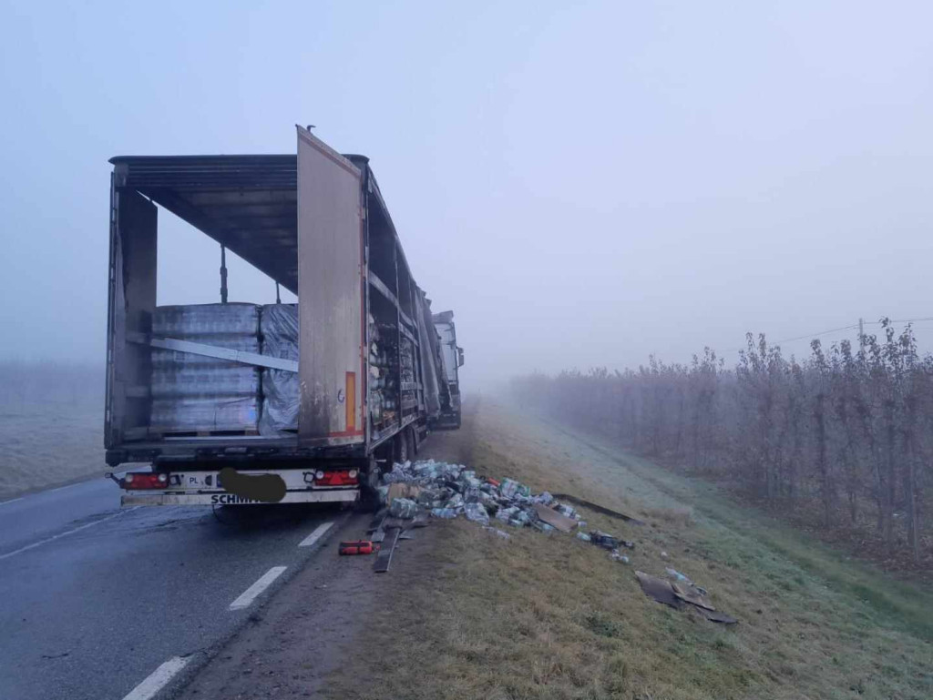 Pożar naczepy w powiecie sandomieskim