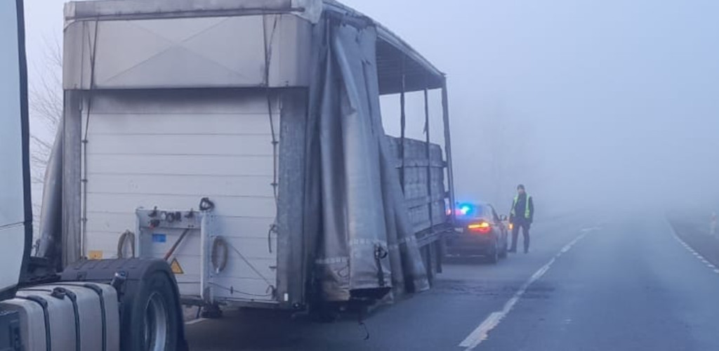 Pożar naczepy w powiecie sandomieskim