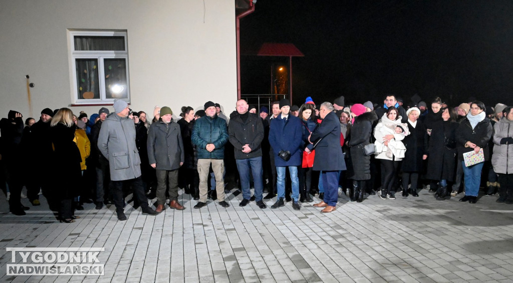 Protest w sprawie szkół w gminie Grębów trafił do TVP