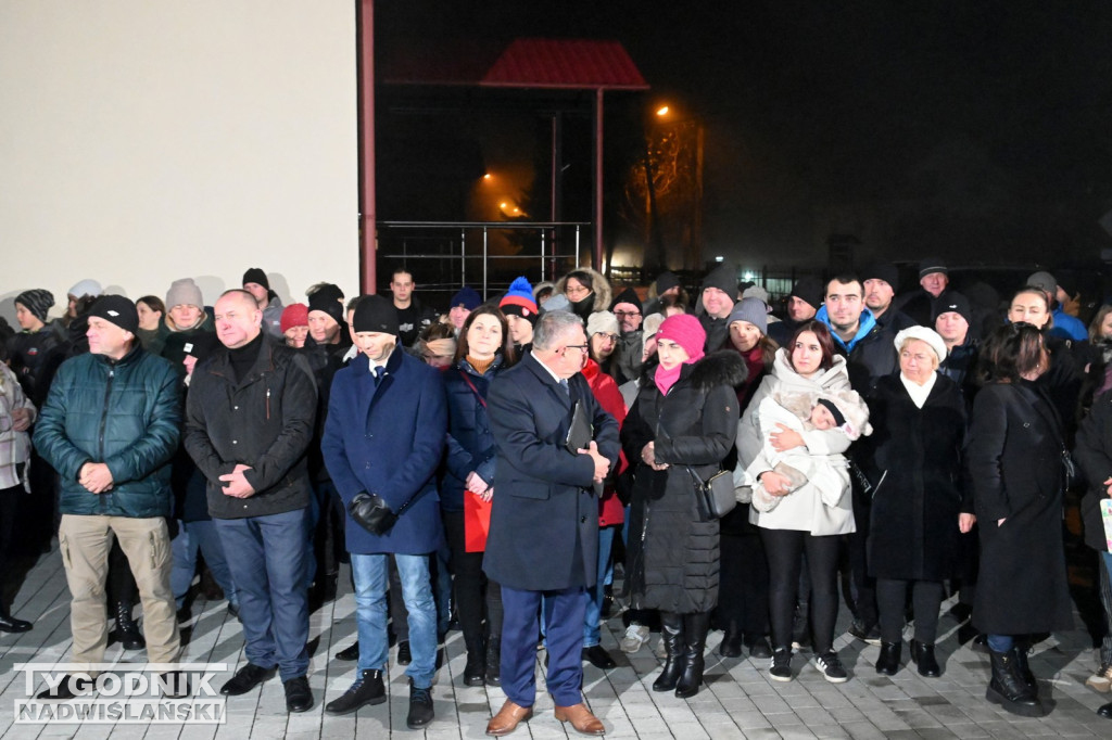 Protest w sprawie szkół w gminie Grębów trafił do TVP