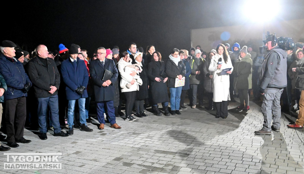 Protest w sprawie szkół w gminie Grębów trafił do TVP