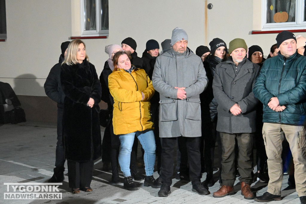 Protest w sprawie szkół w gminie Grębów trafił do TVP