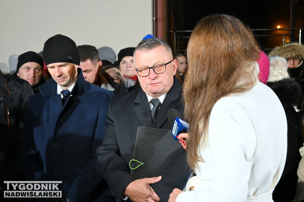 Protest w sprawie szkół w gminie Grębów trafił do TVP