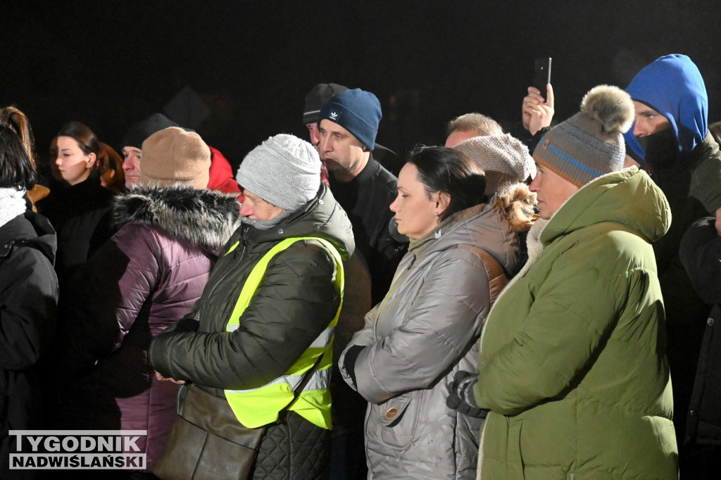 Protest w sprawie szkół w gminie Grębów trafił do TVP