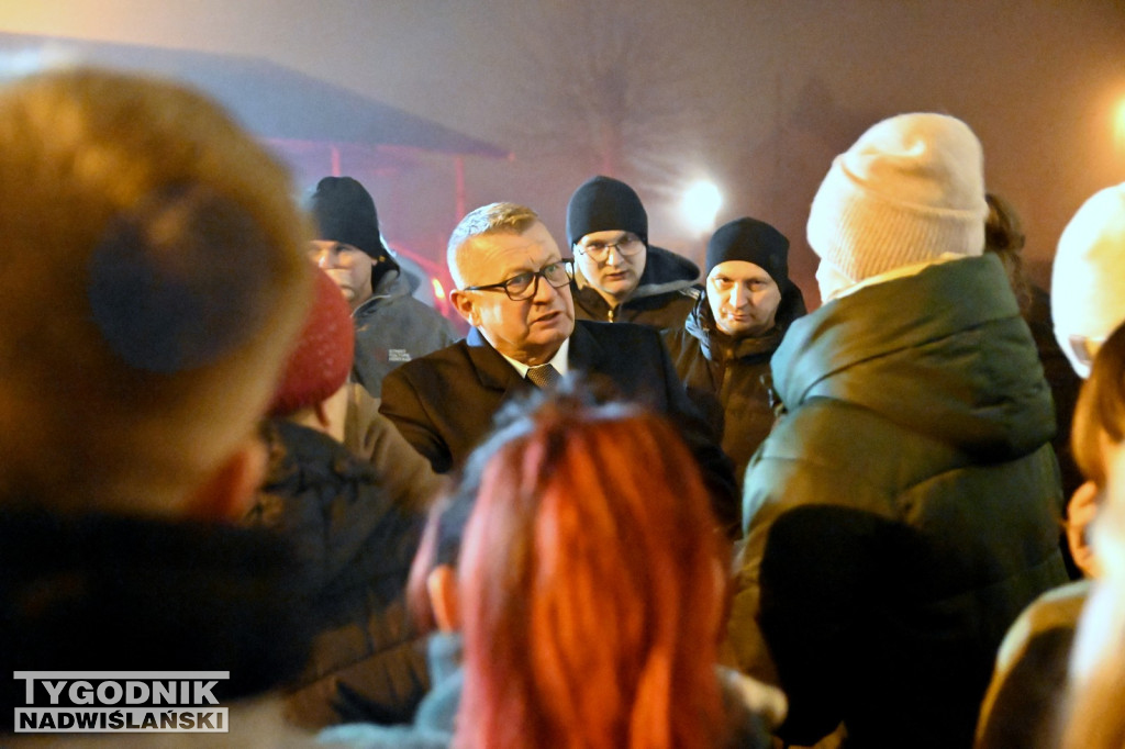 Protest w sprawie szkół w gminie Grębów trafił do TVP