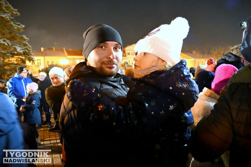 Rozświetlanie miejskiej choinki w Tarnobrzegu