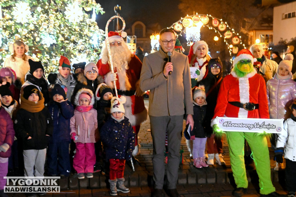 Rozświetlanie miejskiej choinki w Tarnobrzegu