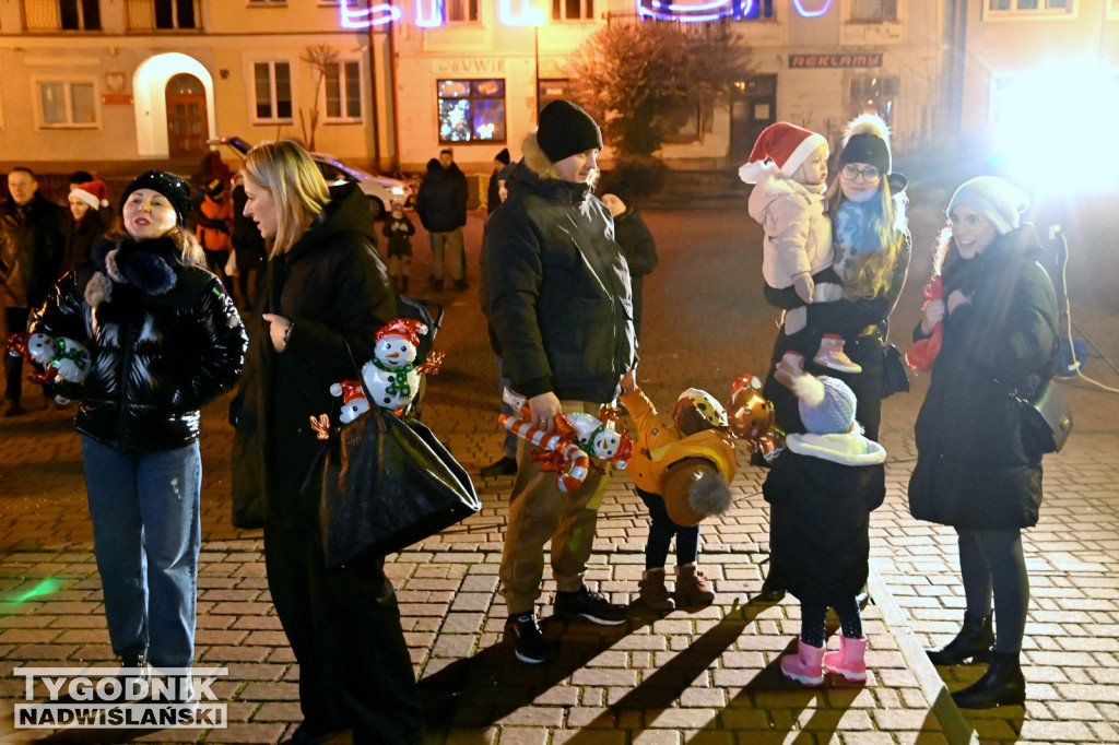 Rozświetlanie miejskiej choinki w Tarnobrzegu