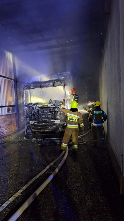 Pożar ciężarówki w gminie Samborzec