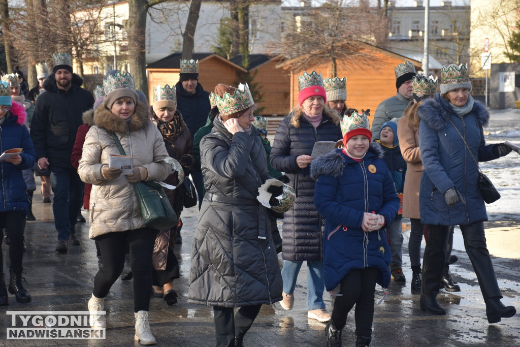 Orszak i jasełka w Nowej Dębie