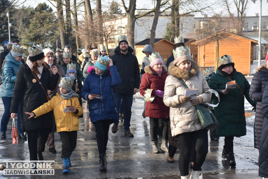 Orszak i jasełka w Nowej Dębie